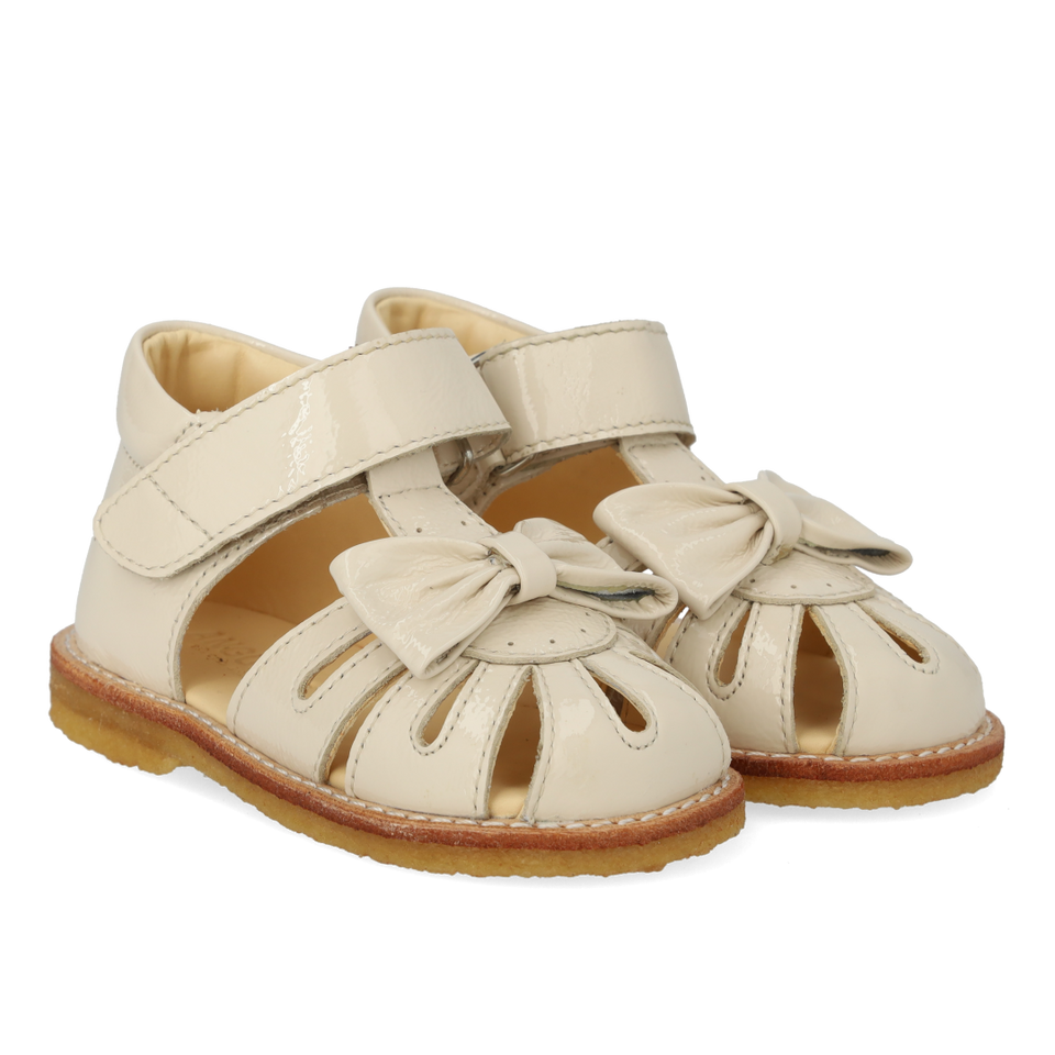 Beginner sandal with bow and velcro closure - Buttermilk