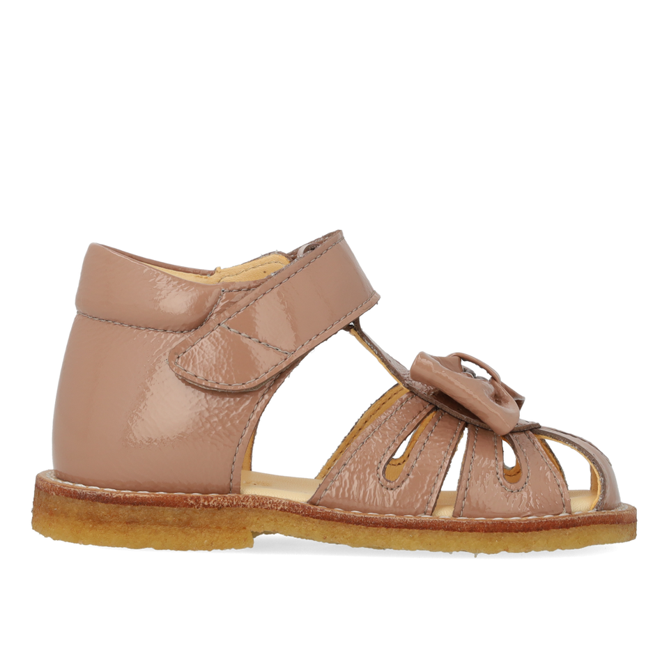 Beginner sandal with bow and velcro closure - Clay